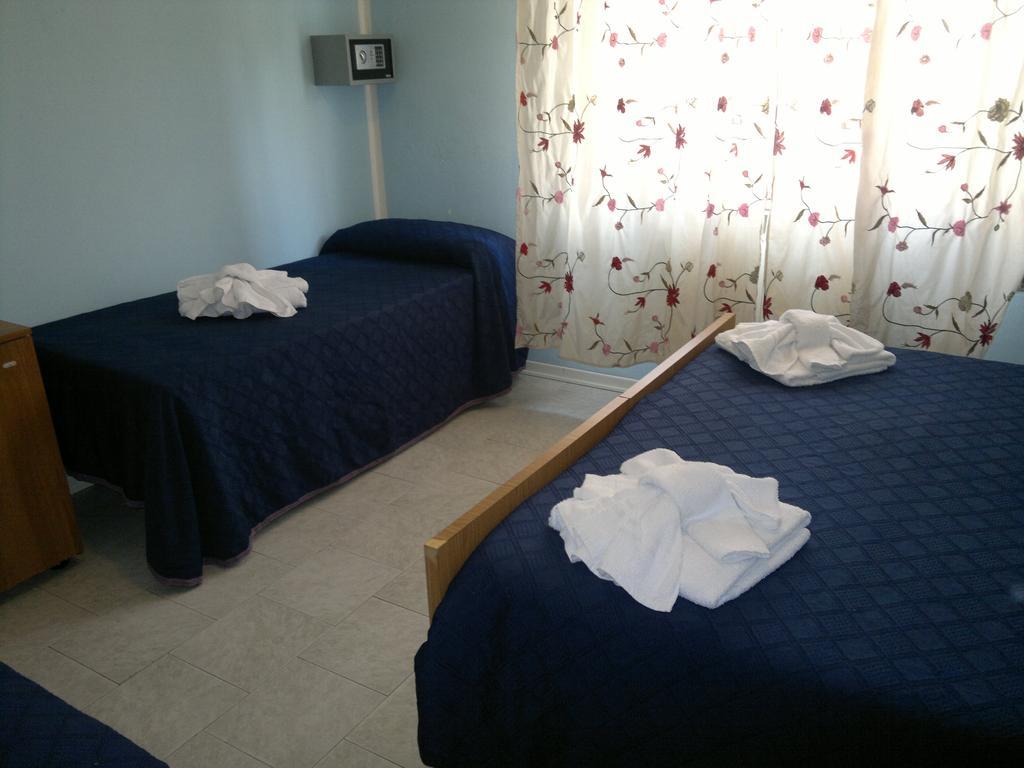 Hotel Saxon Римини Стая снимка